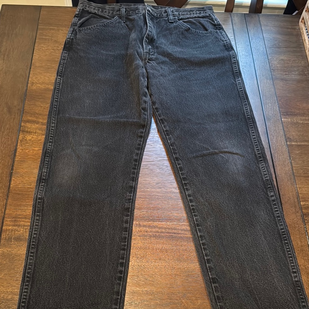 Black Straight Jeans with Classic Fit
